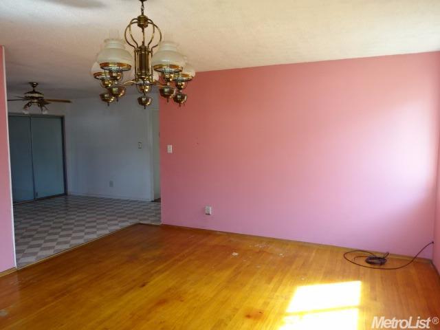 1824 W 8th St, Merced, CA 95341 photo 4