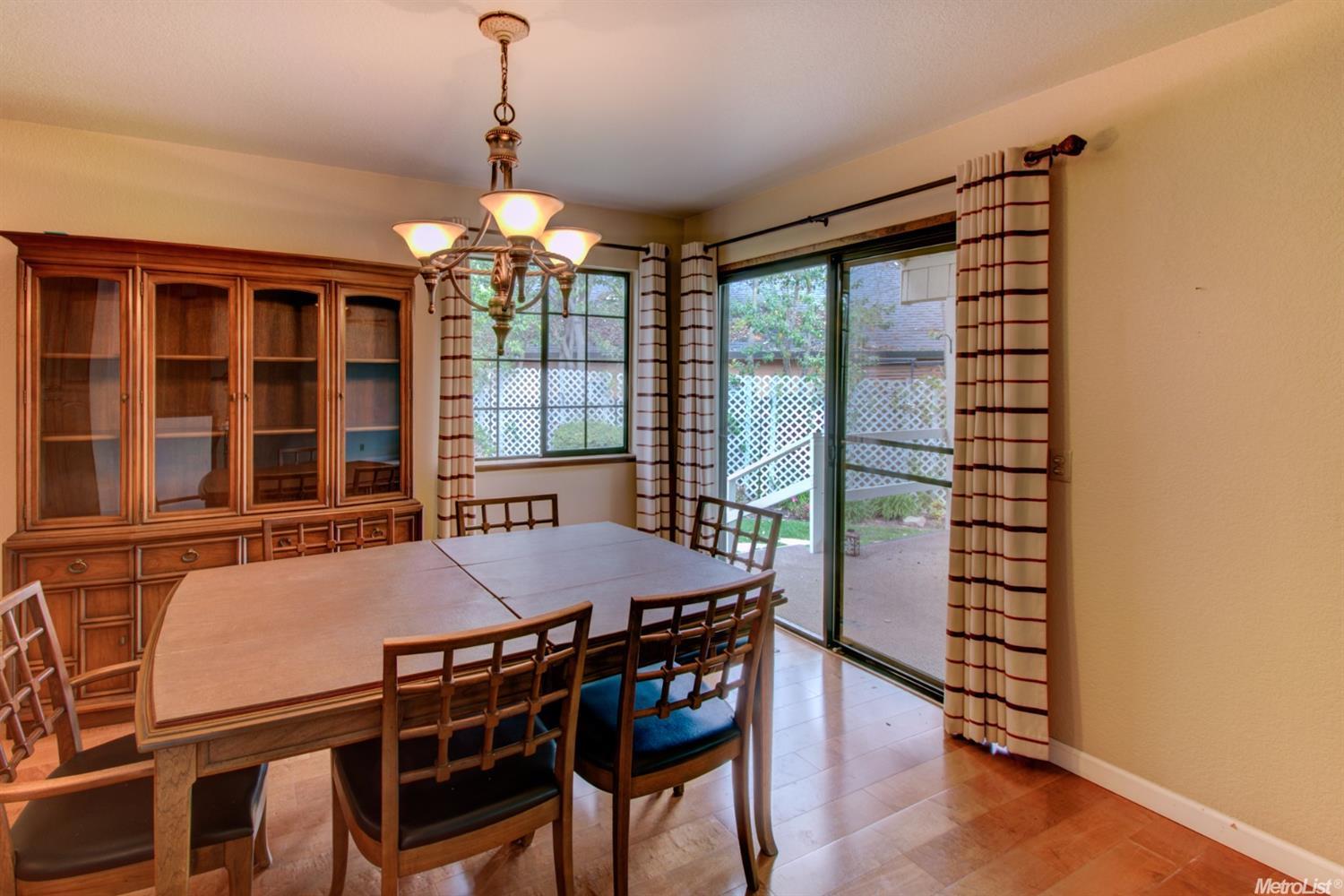 3142 Cabriolet Ct, Carmichael, CA 95608 photo 9