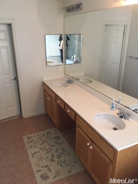 1420 Kyle Ct, Tracy, CA 95377 photo 8