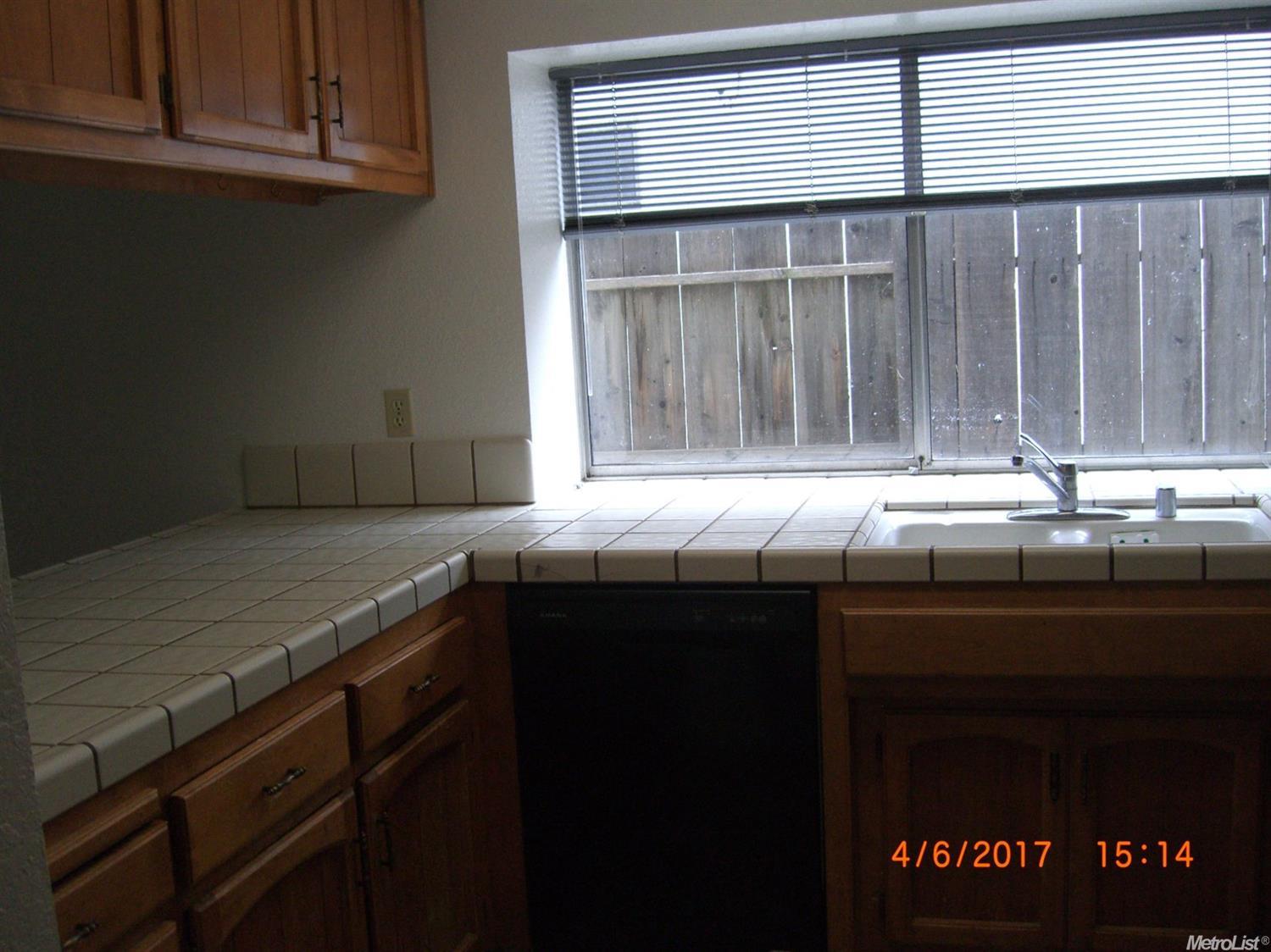 2009 Temescal Dr, Modesto, CA 95355 photo 14