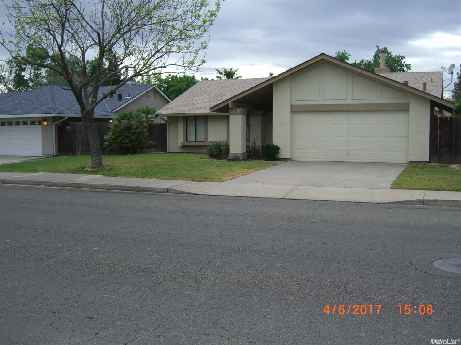 2009 Temescal Dr, Modesto, CA 95355 photo 4
