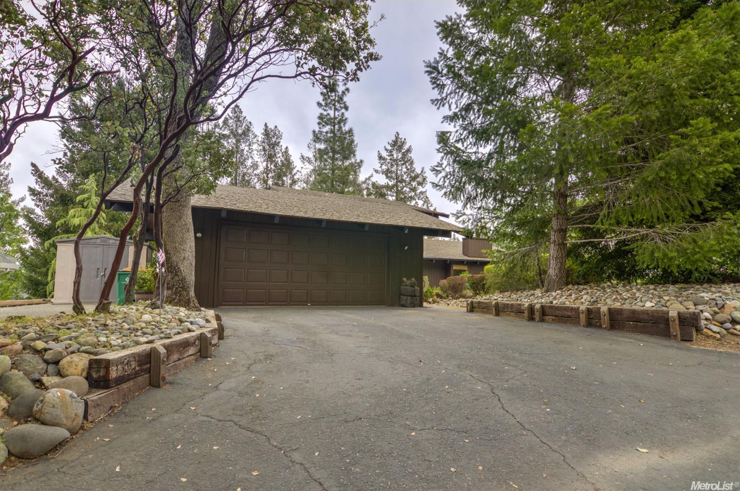 1351 Discovery Ln, Placerville, CA 95667 photo 3