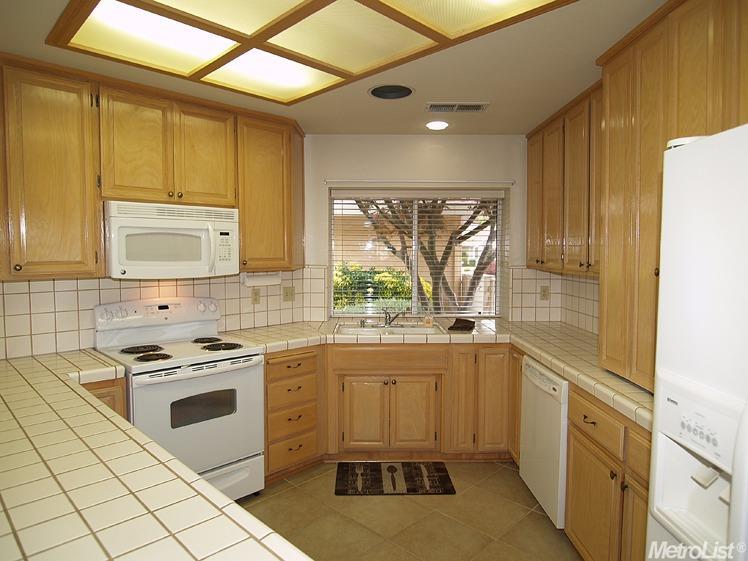 2113 Gainsboro Pl, Modesto, CA 95355 photo 6