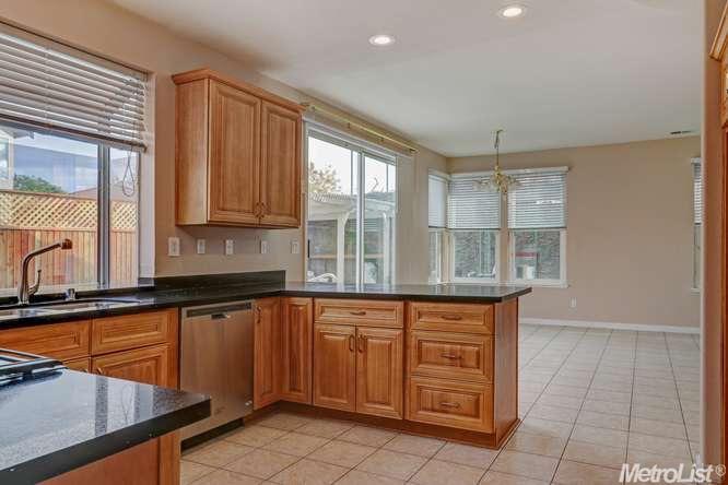 1100 Palomar Ct, Tracy, CA 95377 photo 8