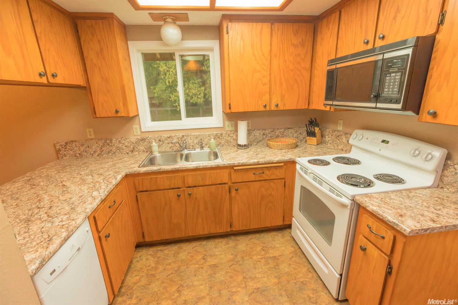 6703 Long Ave, Placerville, CA 95667 photo 2