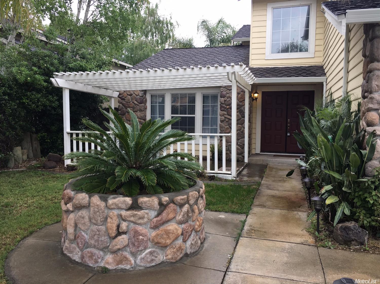 1130 Hidden Meadow Pl, Manteca, CA 95337 photo 3