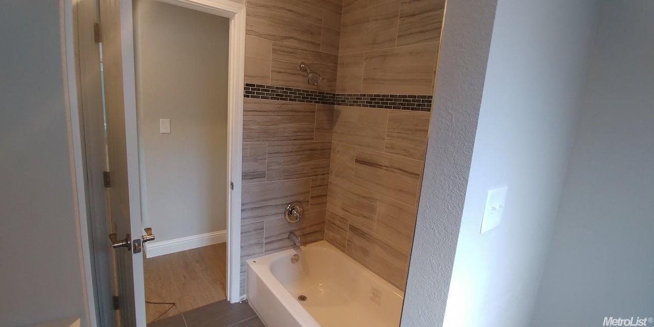 708 Amber St, Modesto, CA 95356 photo 5