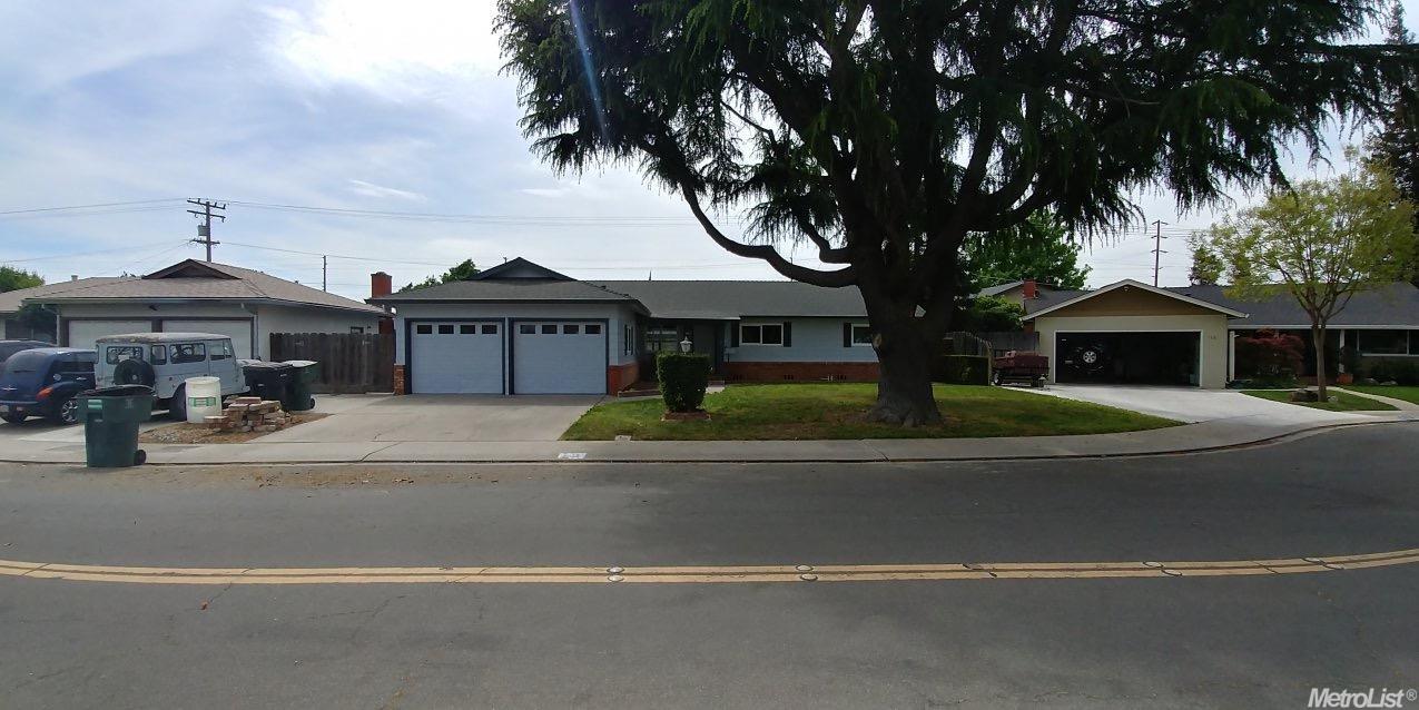 708 Amber St, Modesto, CA 95356 photo 1