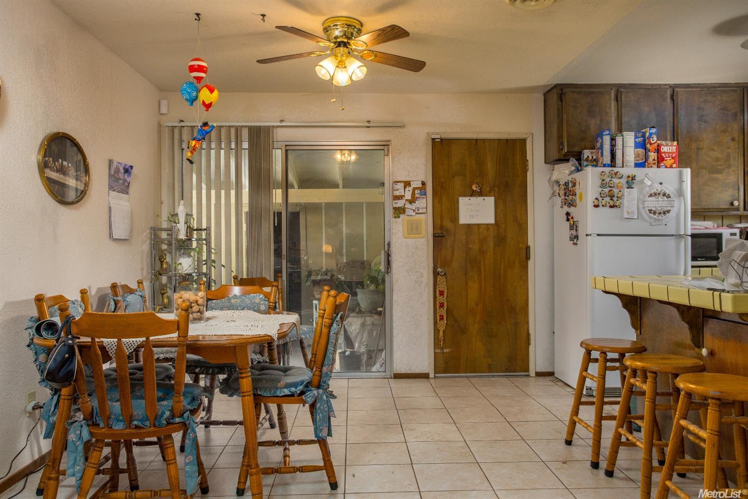 1216 Marymar Dr, Modesto, CA 95355 photo 9