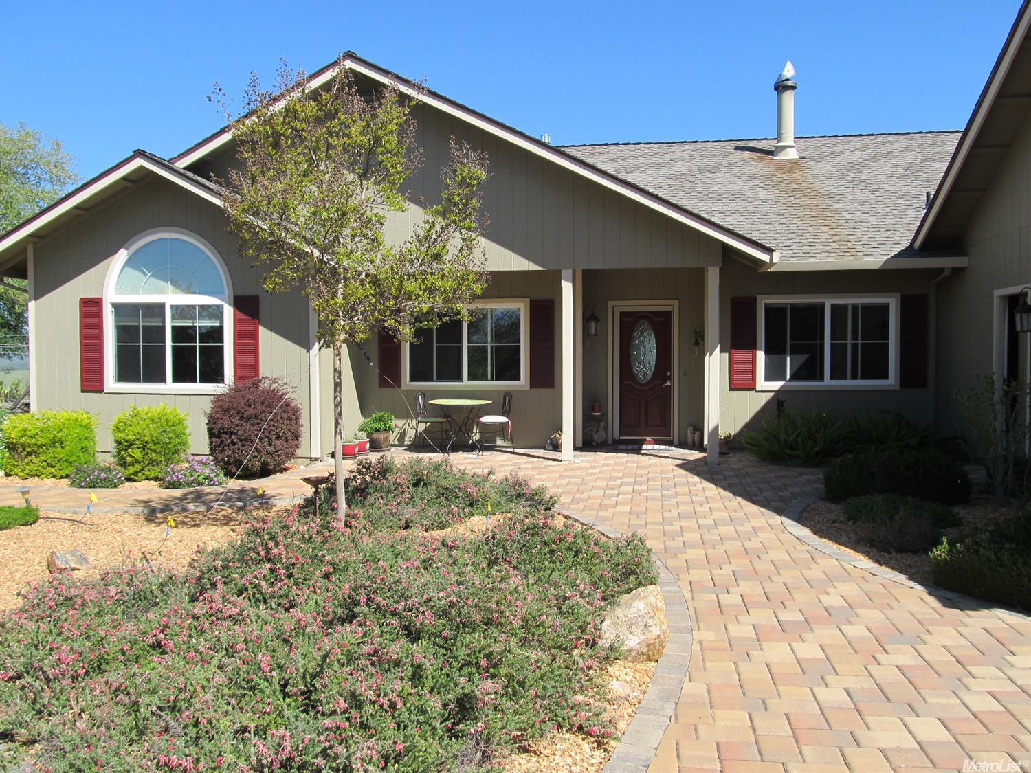 16887 Aubrey Ln, Jackson, CA 95642 photo 2
