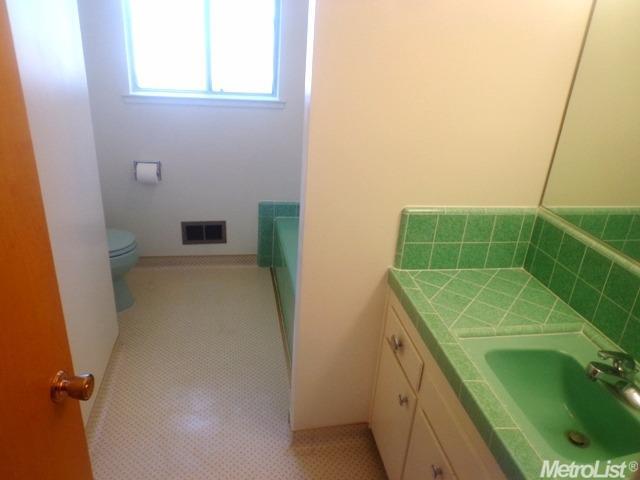 2724 Mission Ave, Carmichael, CA 95608 photo 8