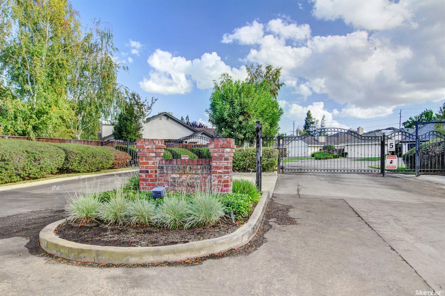 180 Rivergate Pl, Lodi, CA 95240 photo 1
