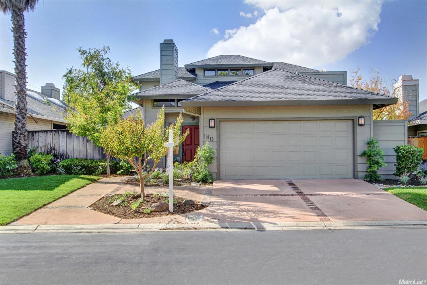 180 Rivergate Pl, Lodi, CA 95240 photo 2