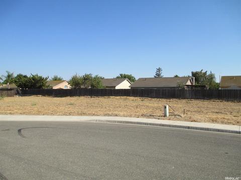 878 Morales Ct, Ceres, CA 95307 photo 2