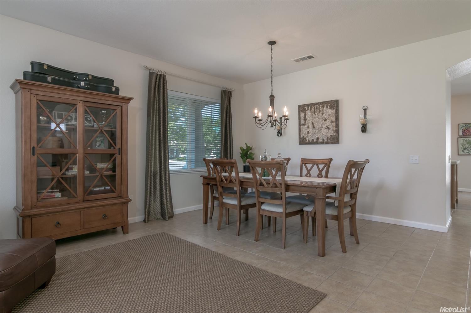 1701 Topiary Ct, Modesto, CA 95357 photo 6