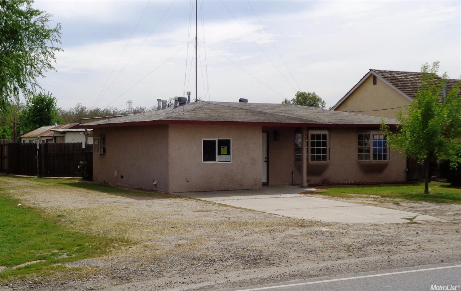 3854 Beckwith Rd, Modesto, CA 95358 photo 3