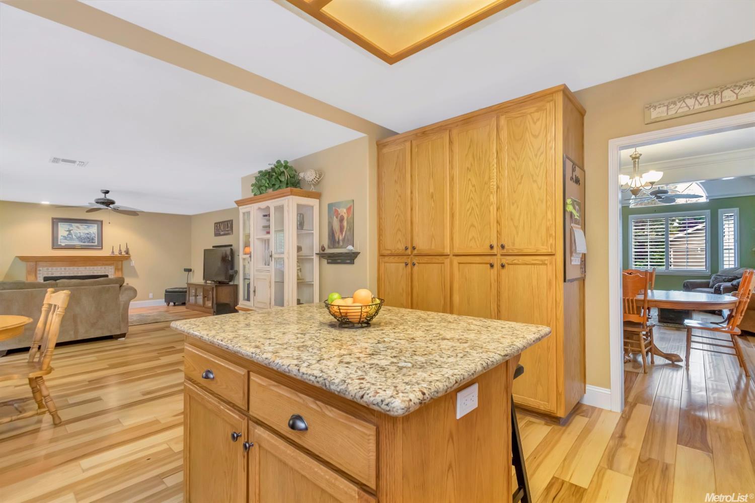 3705 Modoc Pl, Davis, CA 95618 photo 9