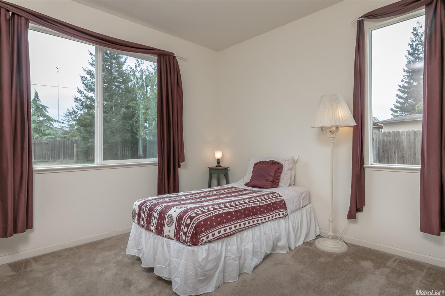 4232 Drakeshire Ct, Modesto, CA 95356 photo 8