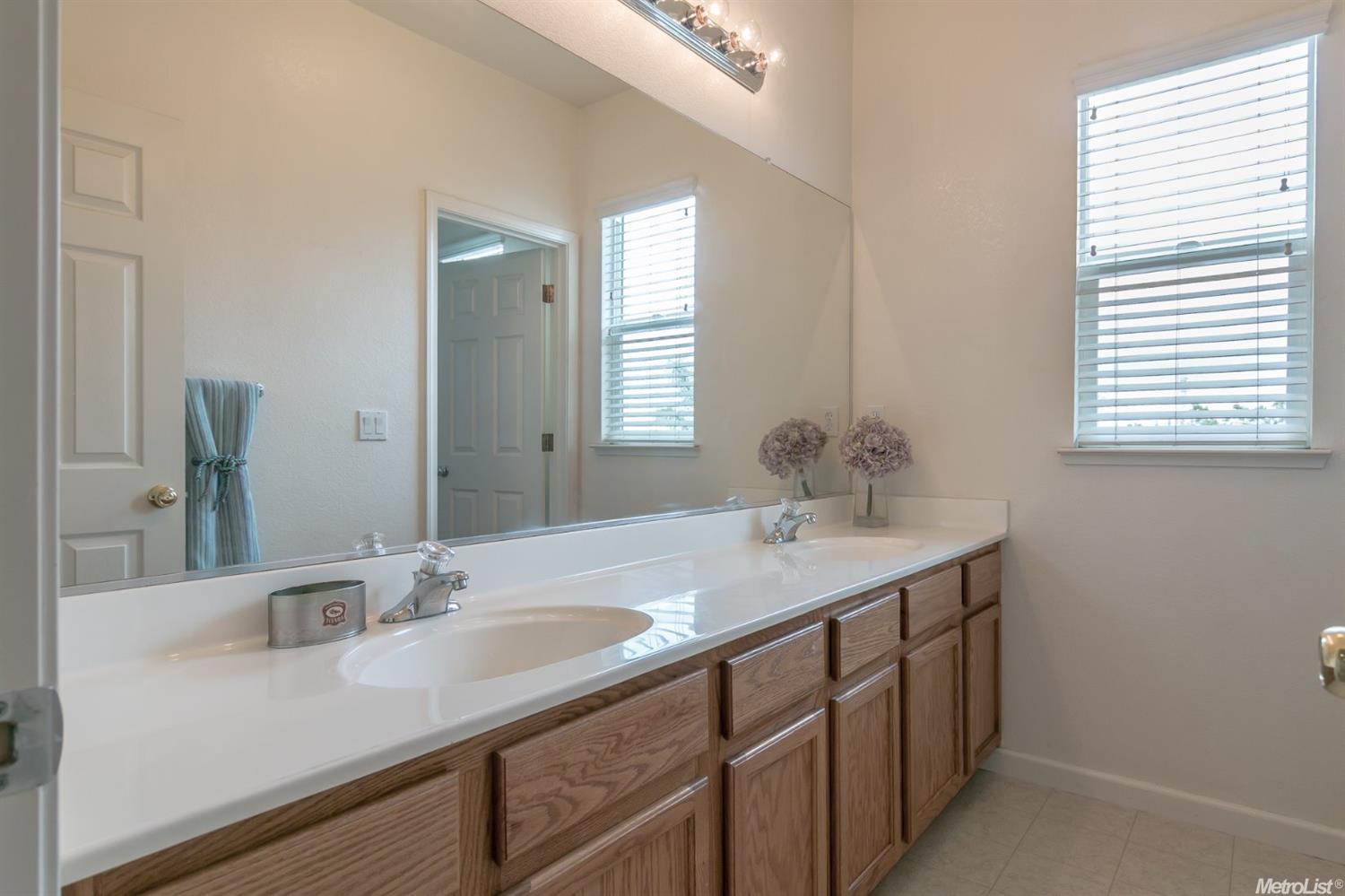 4232 Drakeshire Ct, Modesto, CA 95356 photo 13
