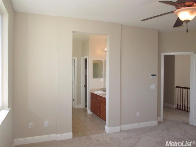 2074 Henderson Way, Lodi, CA 95242 photo 10