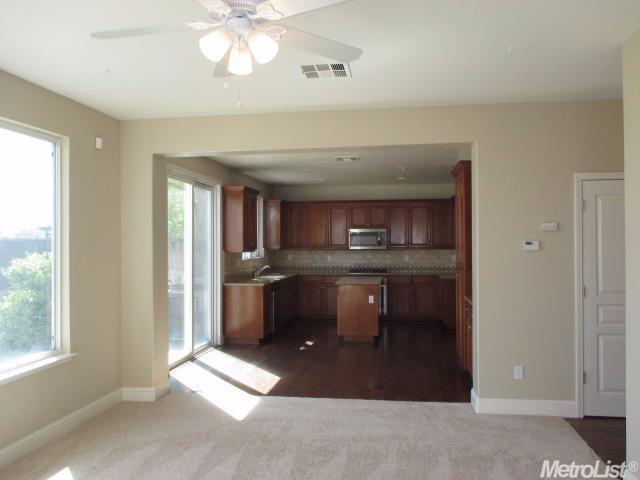 2074 Henderson Way, Lodi, CA 95242 photo 8