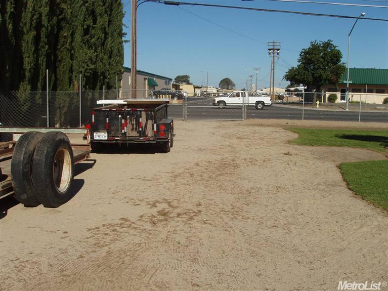 1609 Shaddox Ave, Modesto, CA 95358 photo 13