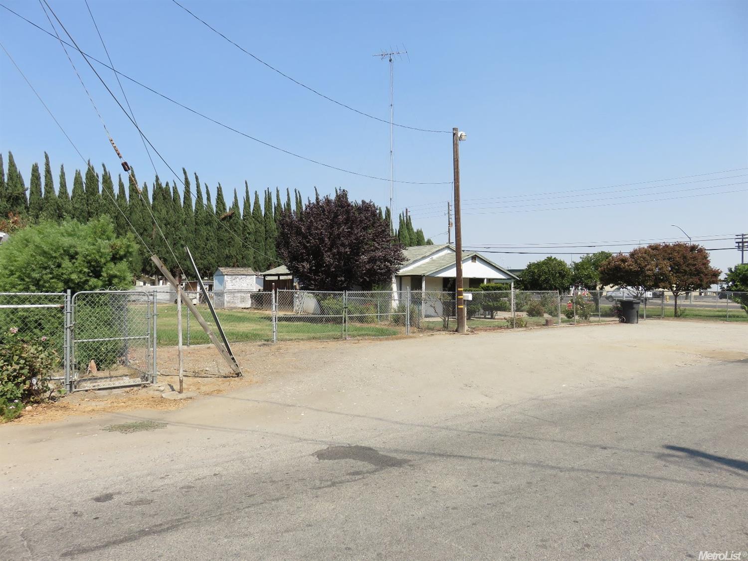 1609 Shaddox Ave, Modesto, CA 95358 photo 8