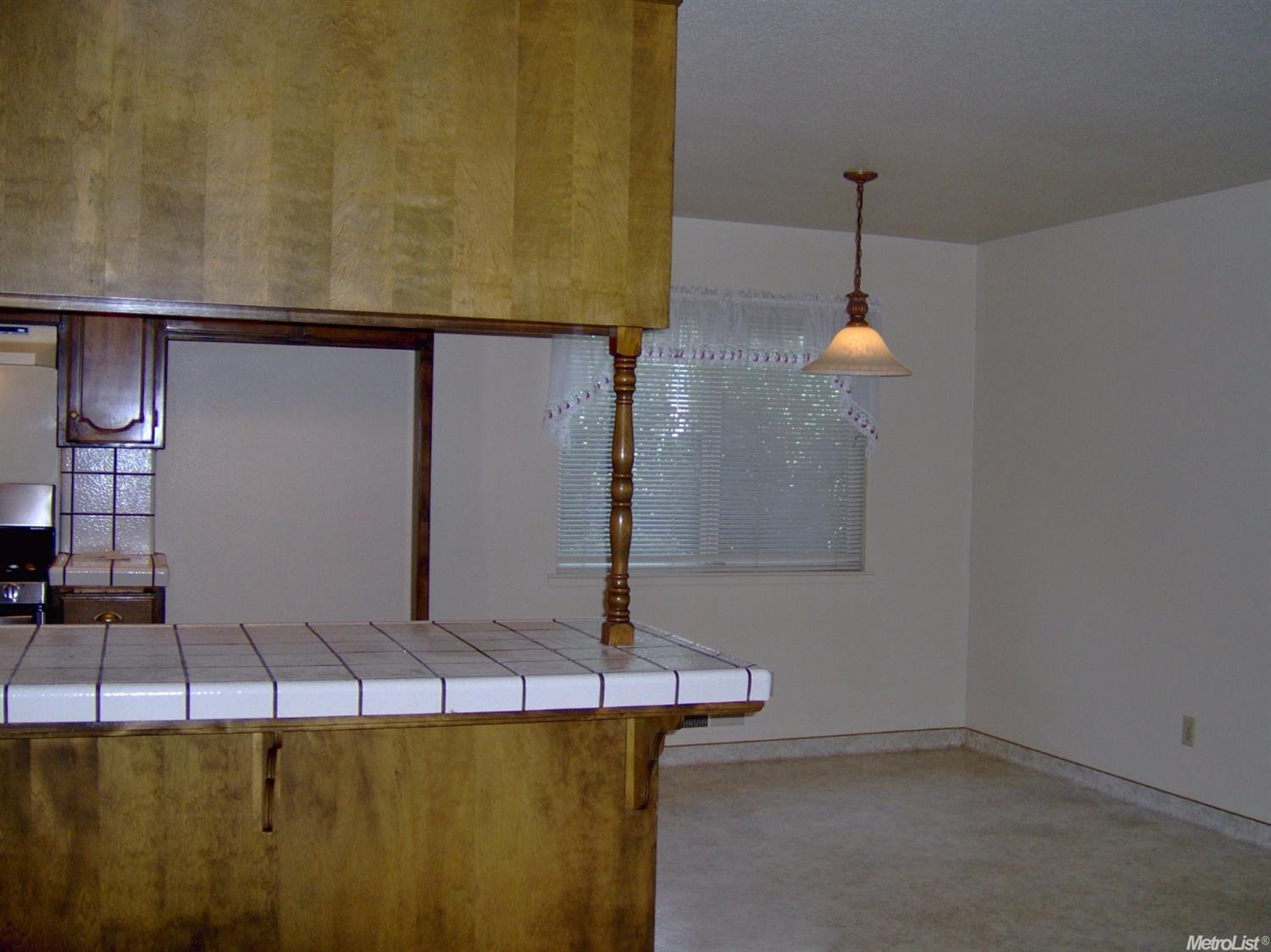 1425 Maplehill Rd, Modesto, CA 95350 photo 8
