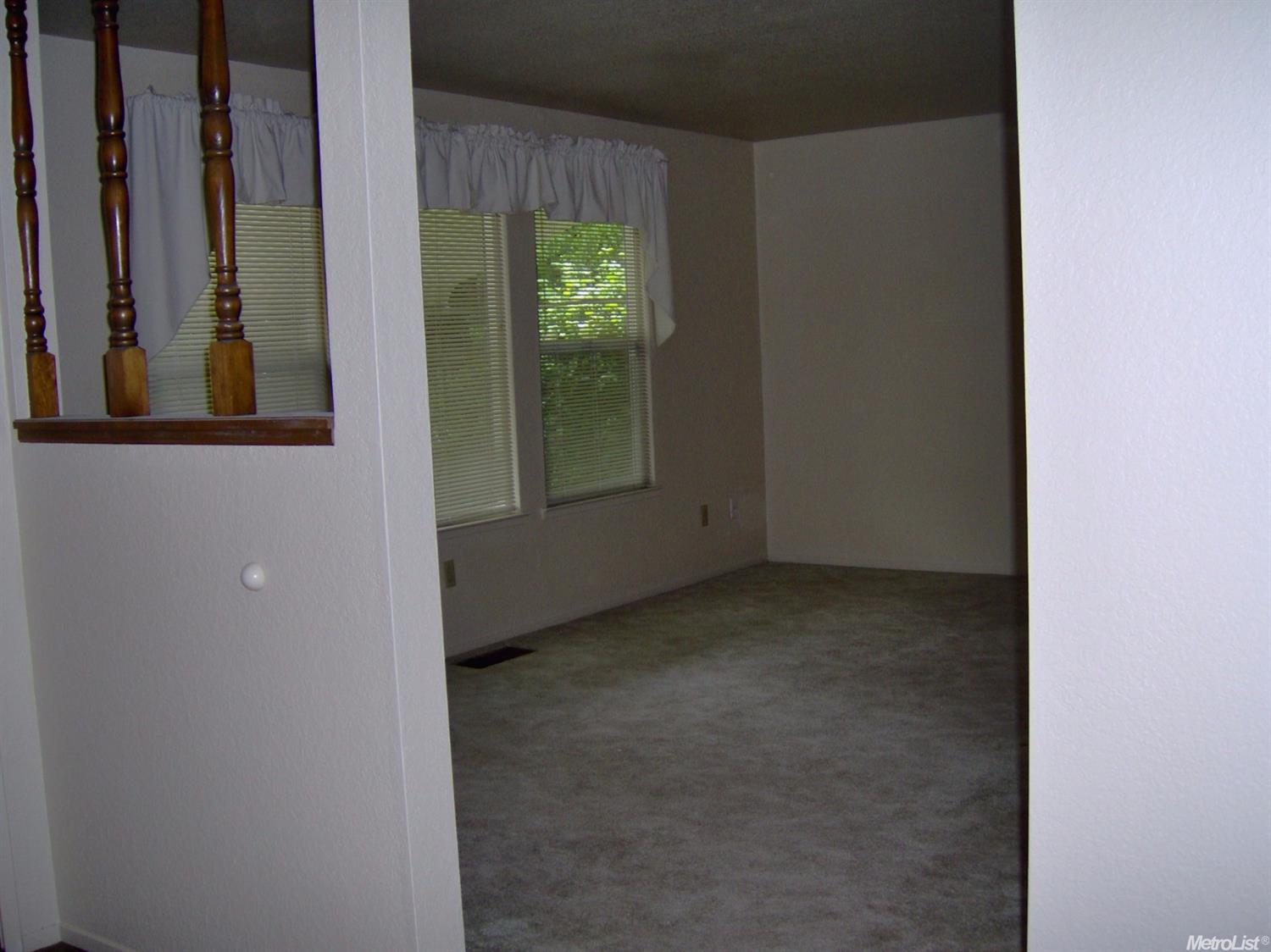1425 Maplehill Rd, Modesto, CA 95350 photo 2