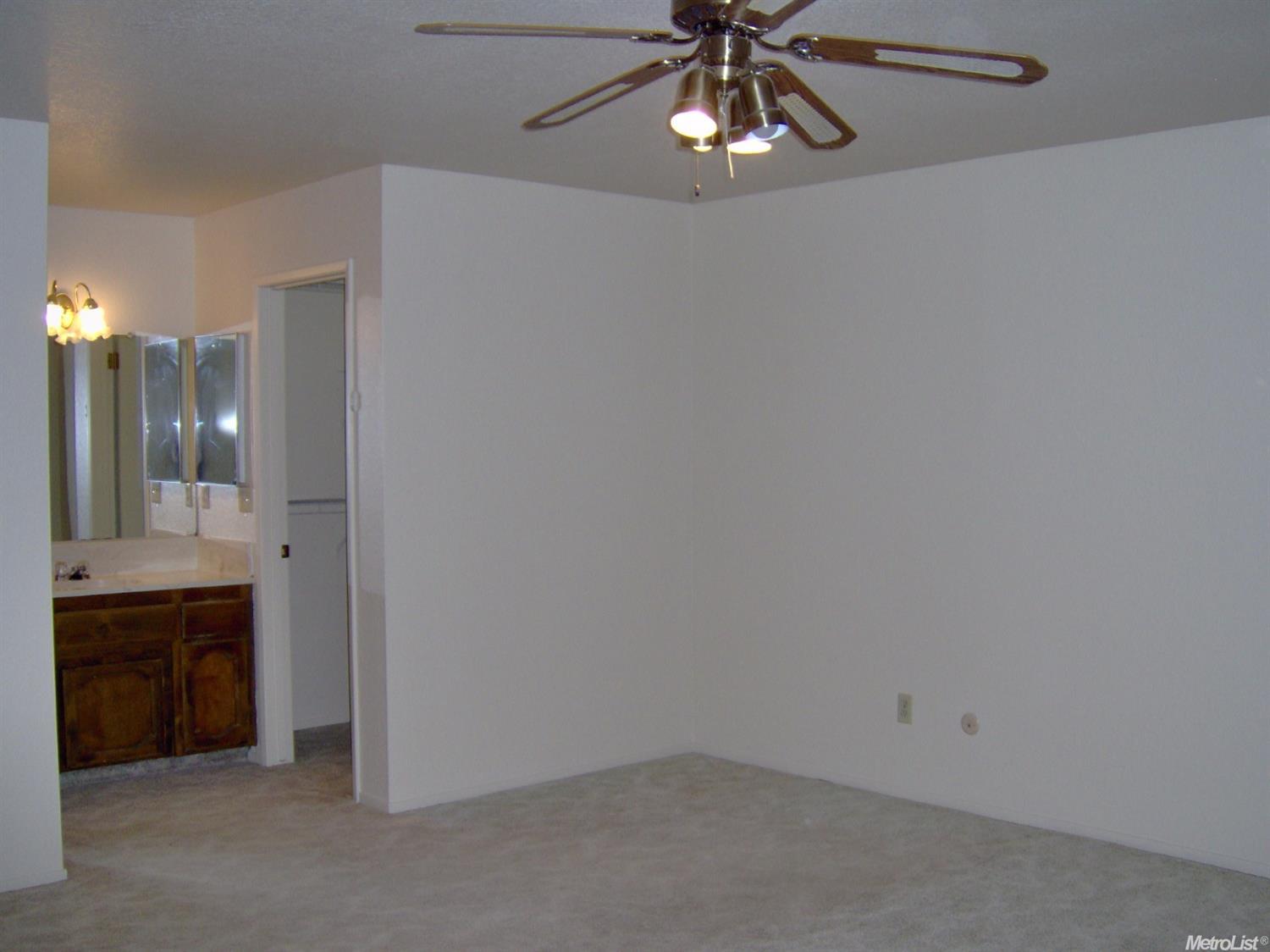1425 Maplehill Rd, Modesto, CA 95350 photo 17
