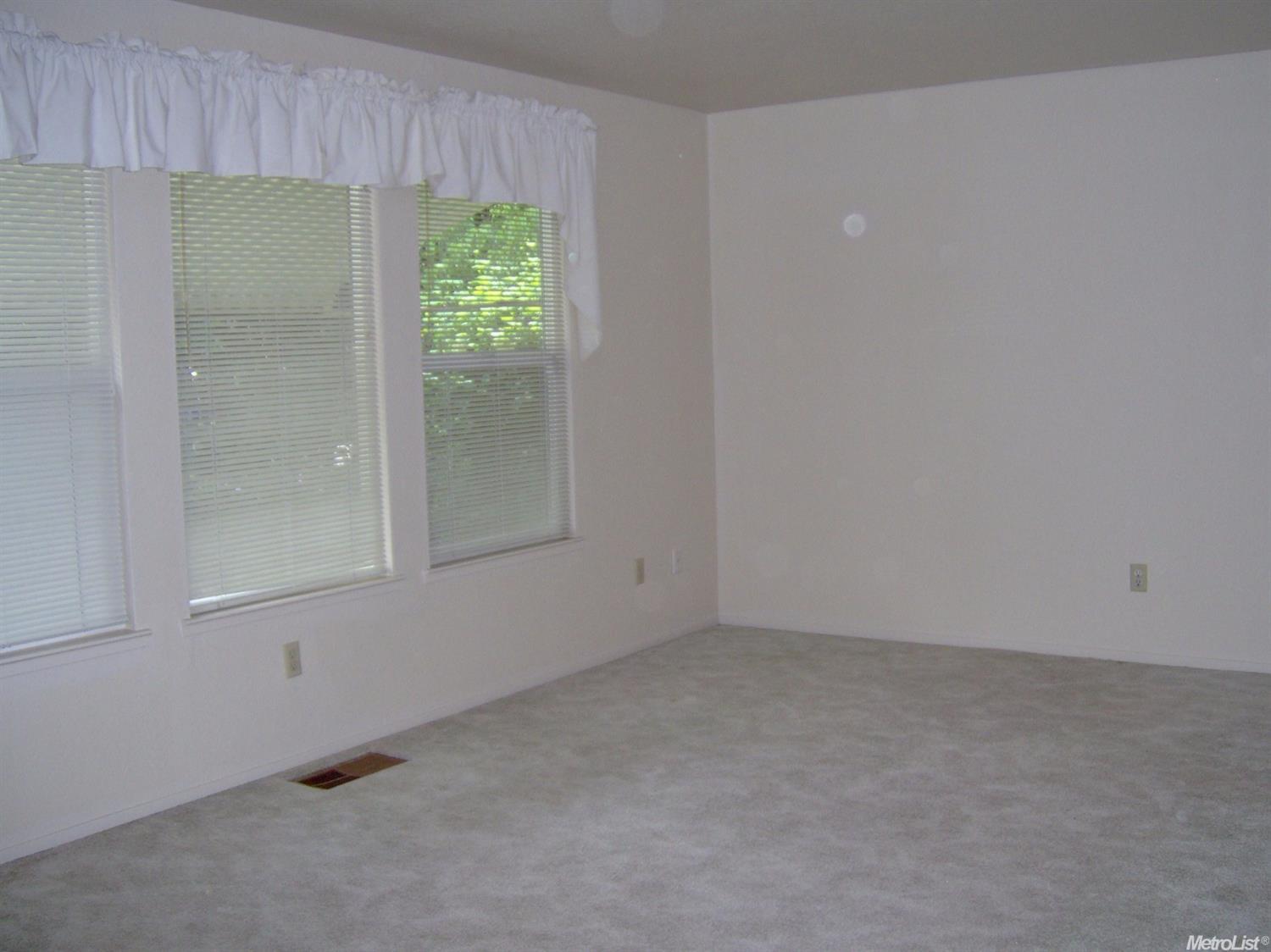 1425 Maplehill Rd, Modesto, CA 95350 photo 3