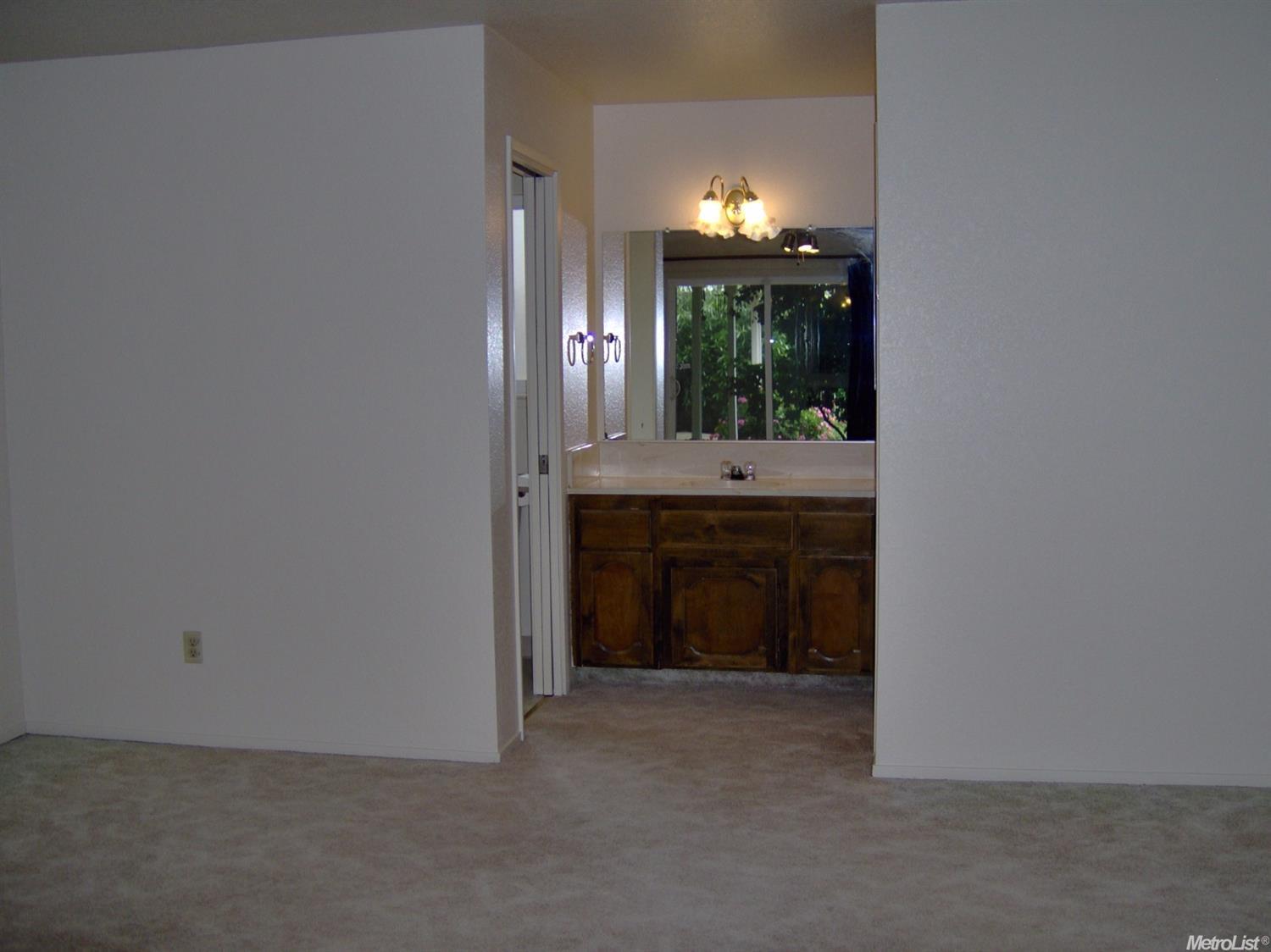 1425 Maplehill Rd, Modesto, CA 95350 photo 16