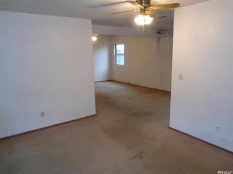 1327 Paradise Rd, Modesto, CA 95351 photo 16