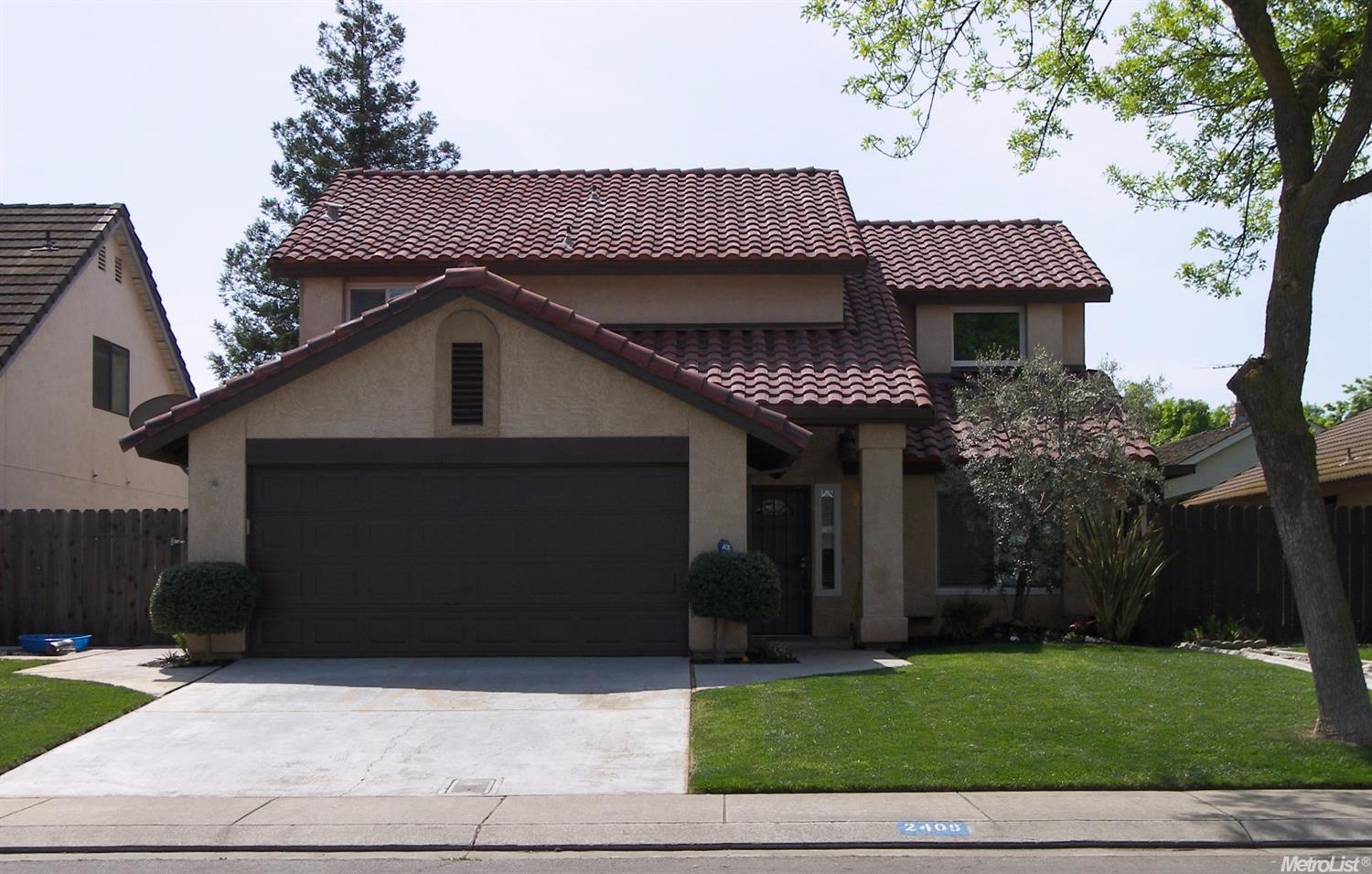 2408 Walnut Park Dr, Modesto, CA 95355 photo 1