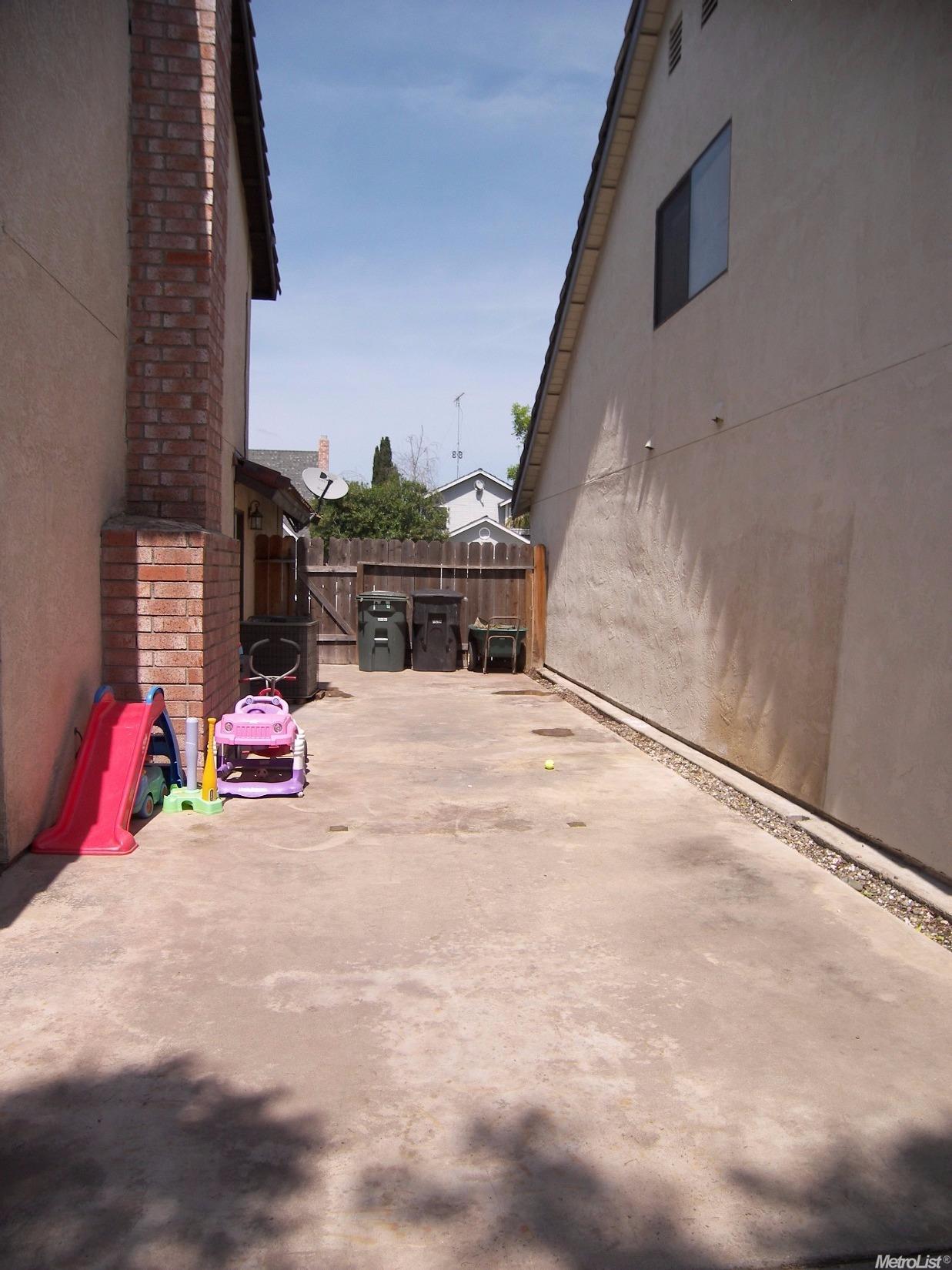 2408 Walnut Park Dr, Modesto, CA 95355 photo 22