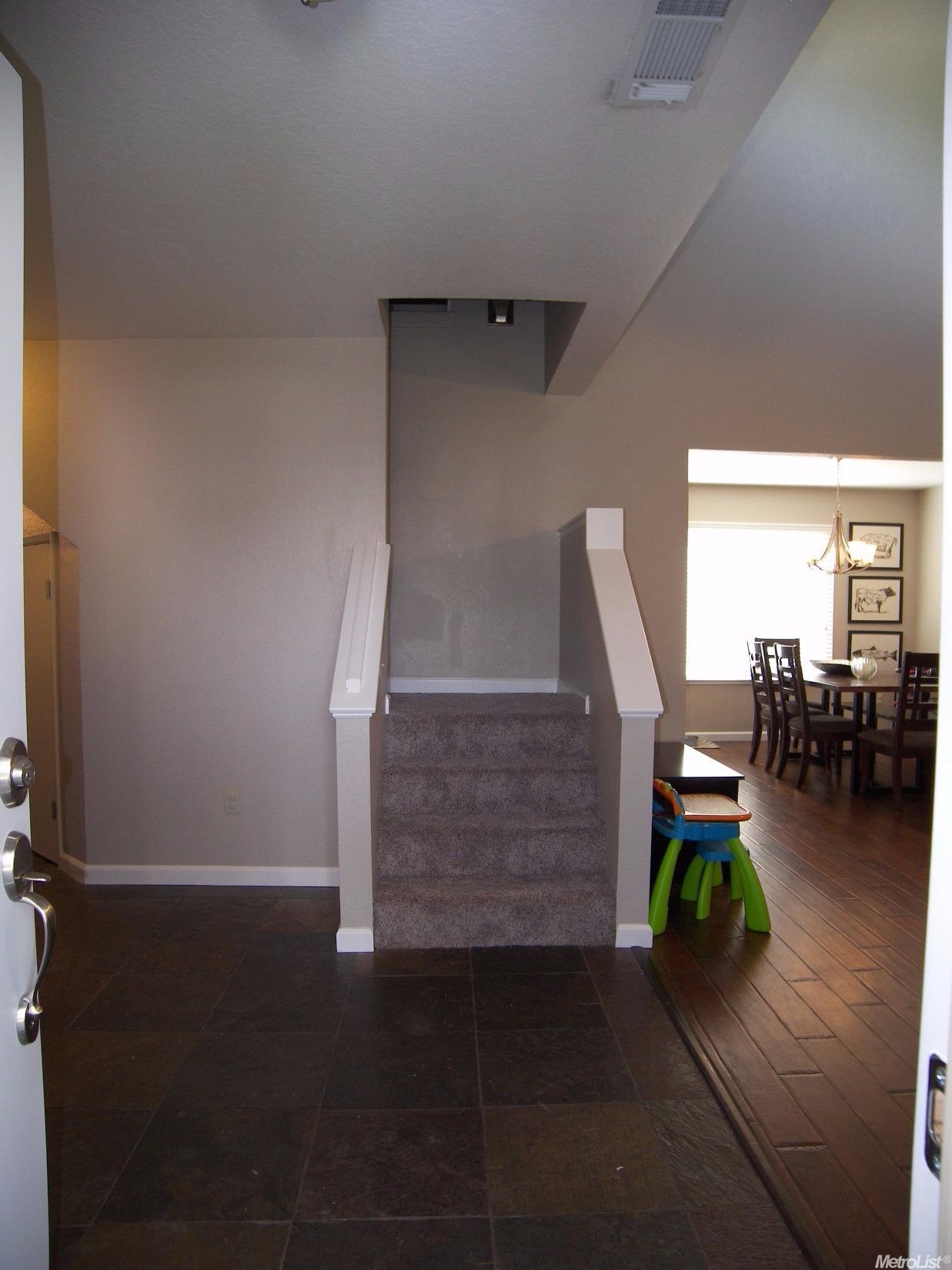 2408 Walnut Park Dr, Modesto, CA 95355 photo 2