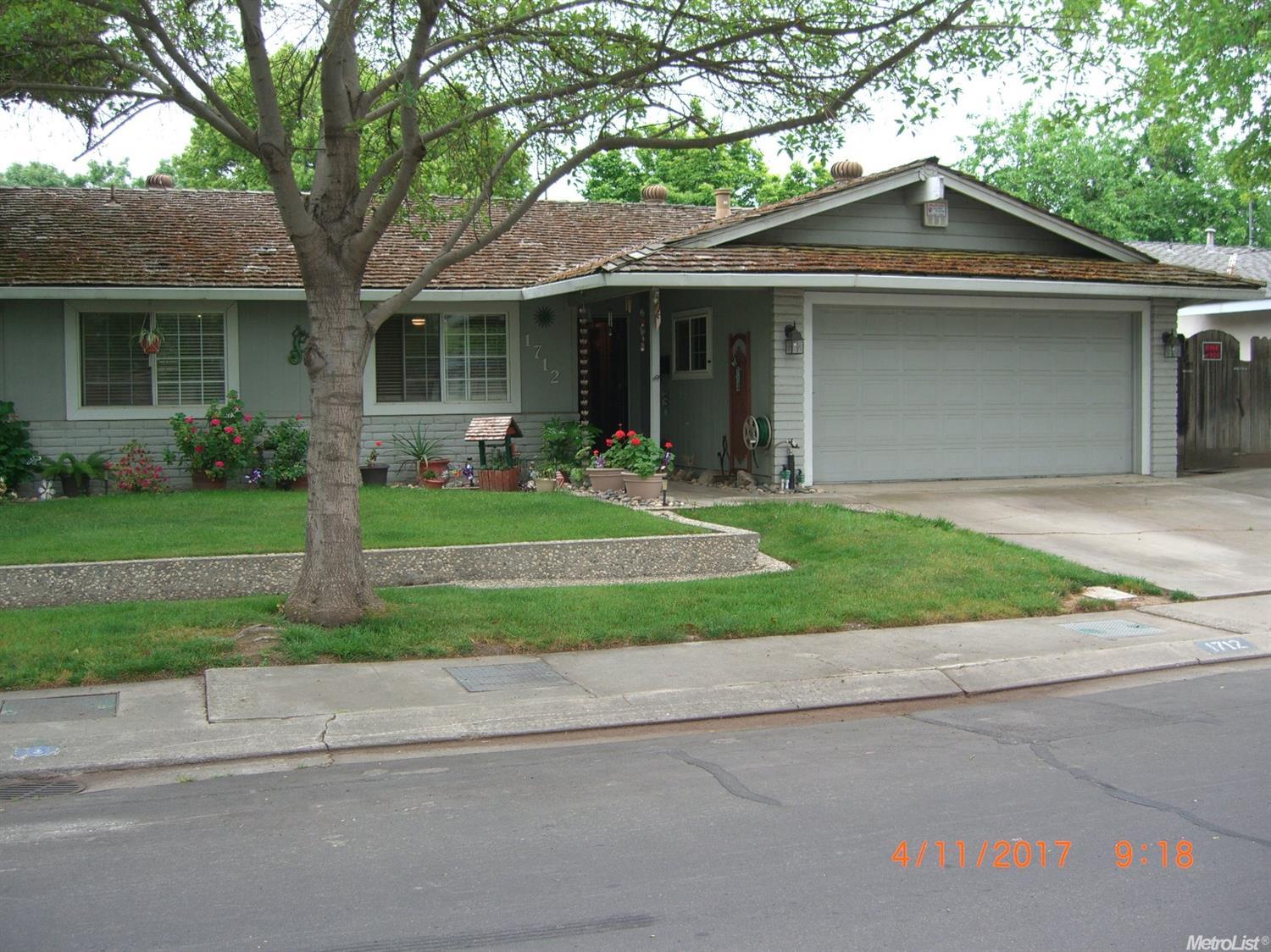 1712 Dorset Ln, Modesto, CA 95355 photo 1