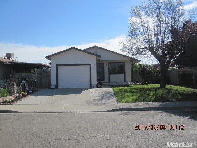 230 Arguello Dr, Planada, CA 95365 photo 2