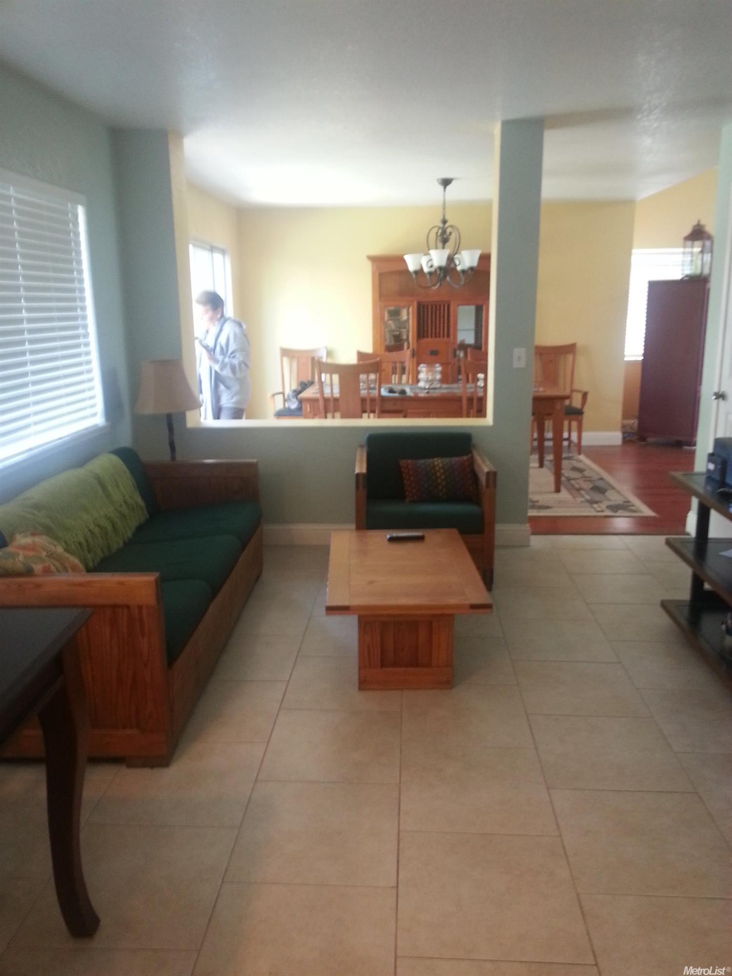 1913 W Kavanagh Ave, Tracy, CA 95376 photo 10