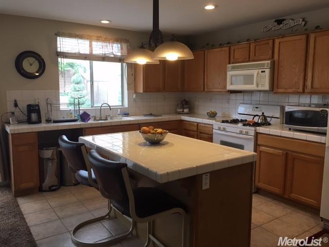 408 Glenbriar Cir, Tracy, CA 95377 photo 3