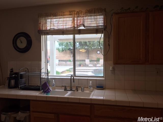408 Glenbriar Cir, Tracy, CA 95377 photo 8
