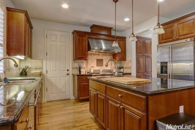 1679 Dove Dr, Tracy, CA 95376 photo 9