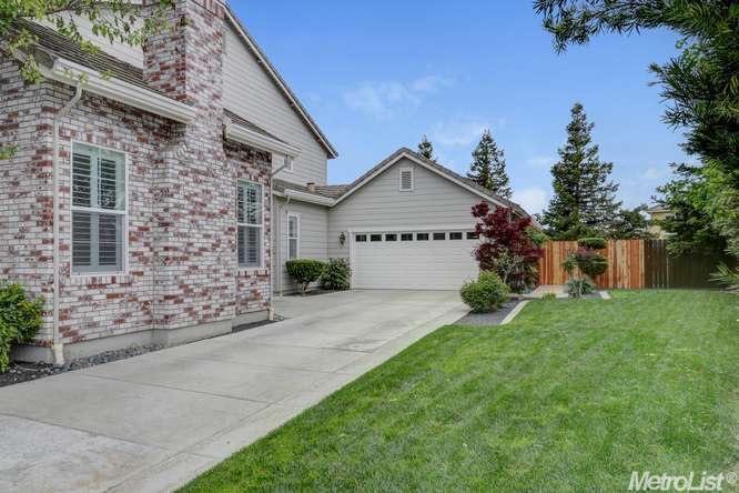 1679 Dove Dr, Tracy, CA 95376 photo 2