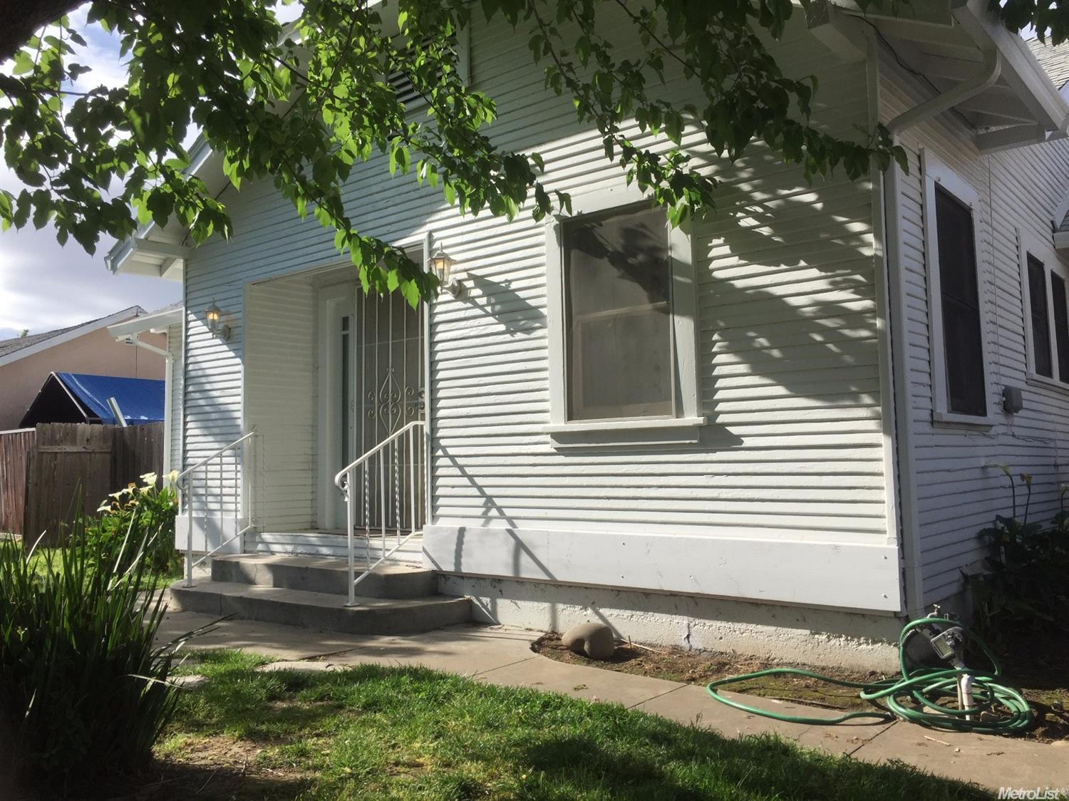 311 Watson St, Lodi, CA 95240 photo 2