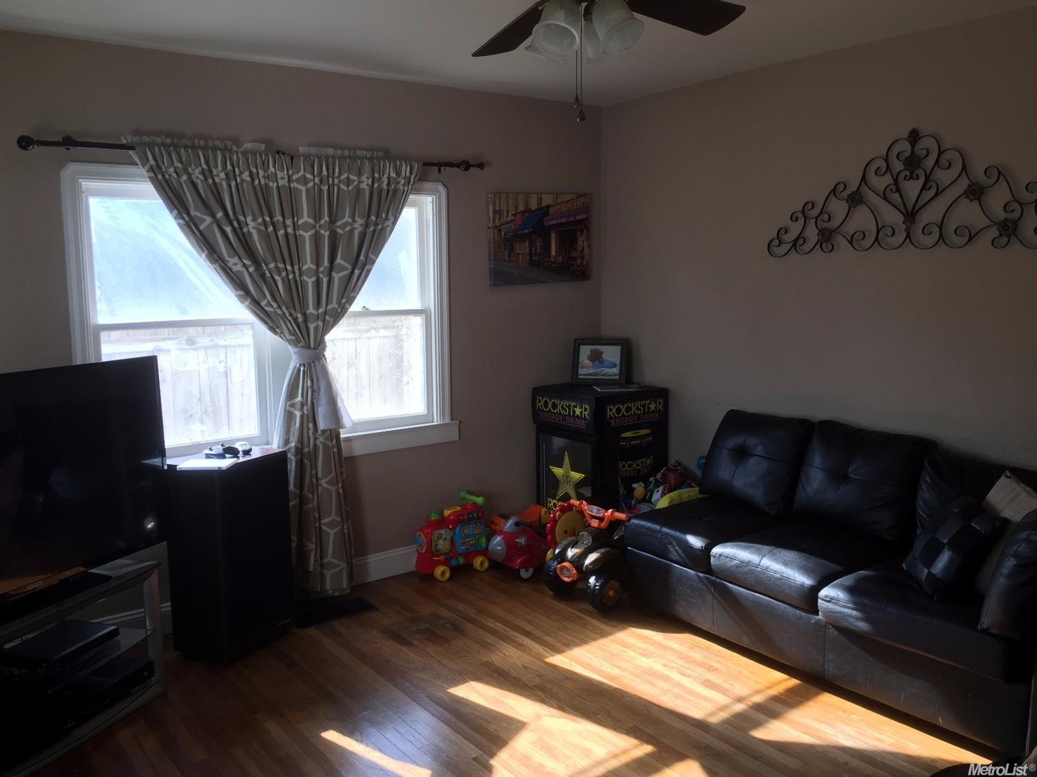 311 Watson St, Lodi, CA 95240 photo 8