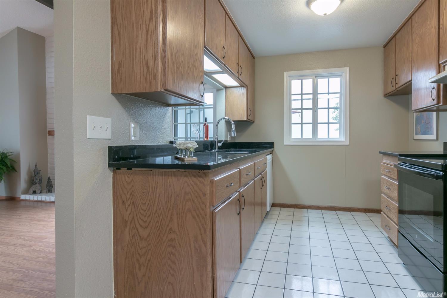 301 Avila Ct, Modesto, CA 95354 photo 10