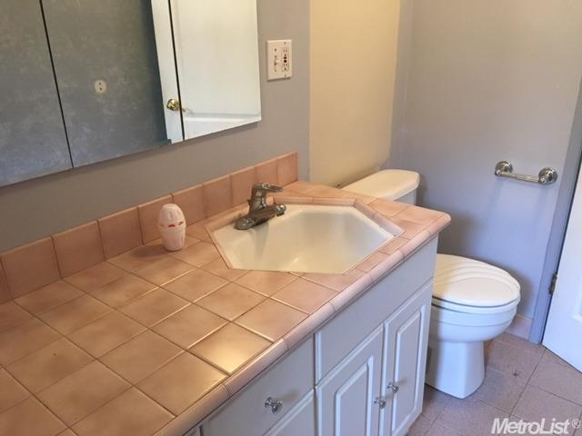434 E St, Empire, CA 95319 photo 6