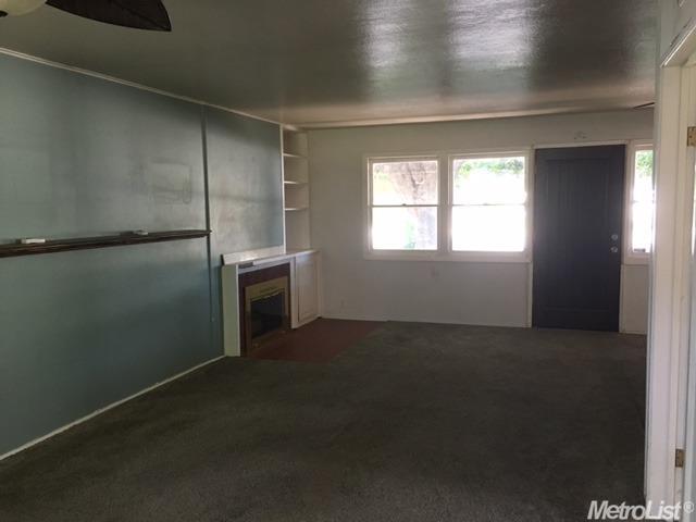 434 E St, Empire, CA 95319 photo 3