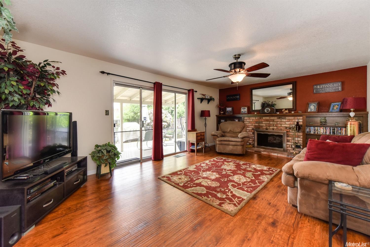 6308 Hillrise Dr, Carmichael, CA 95608 photo 9
