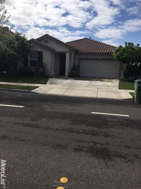 1560 E Springer Dr, Turlock, CA 95382 photo 1